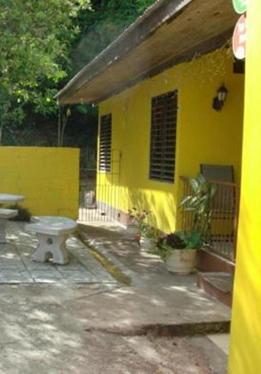 Tonys Guest House Port of Spain Exterior foto